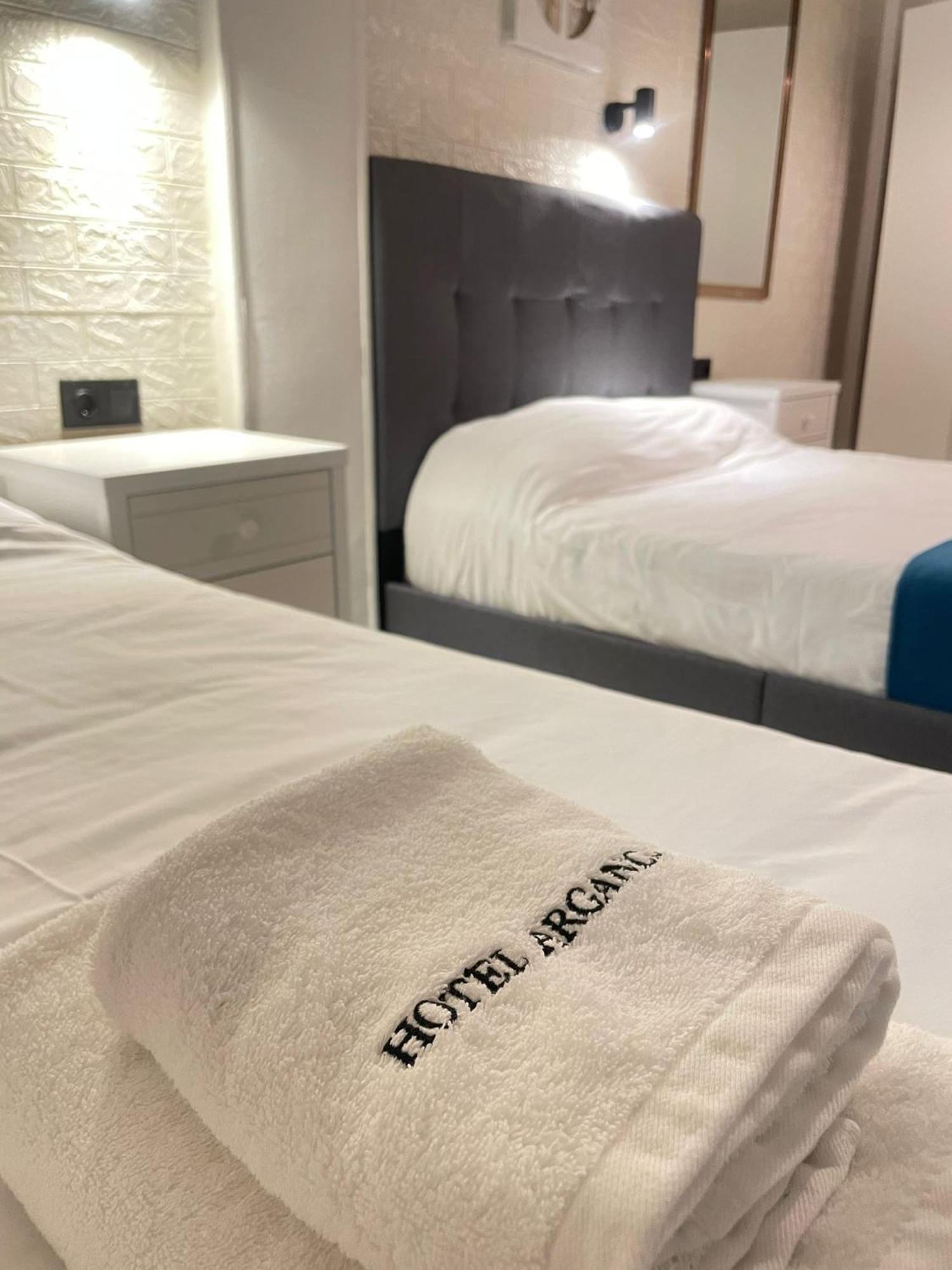 Hotel Arganda Арганда дел Рей Екстериор снимка